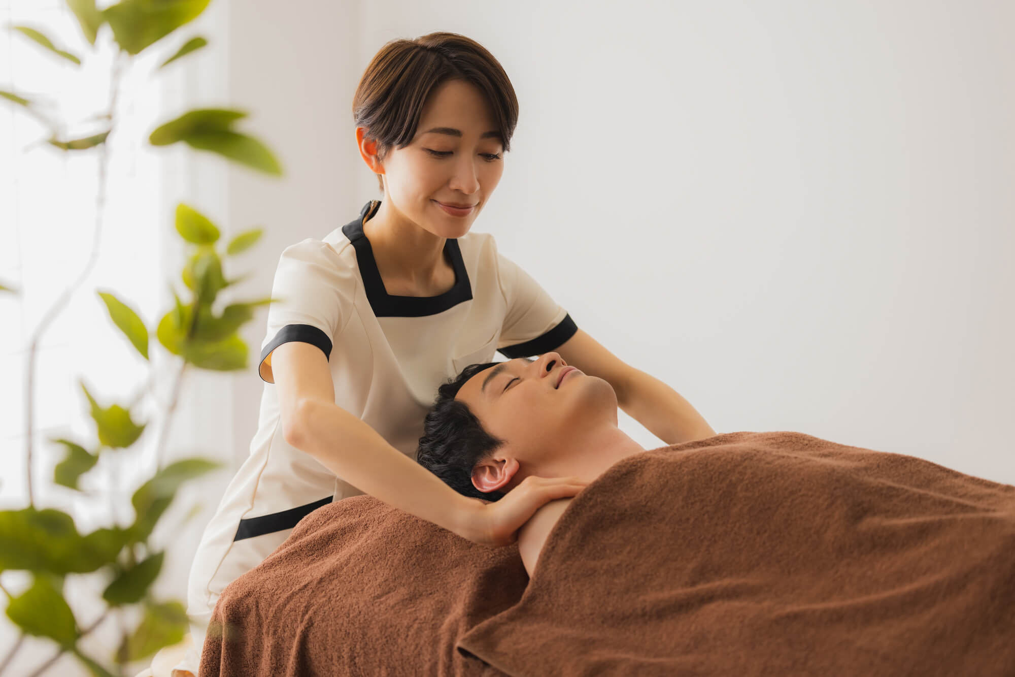 【長さ別】エステティシャンにおすすめの髪形